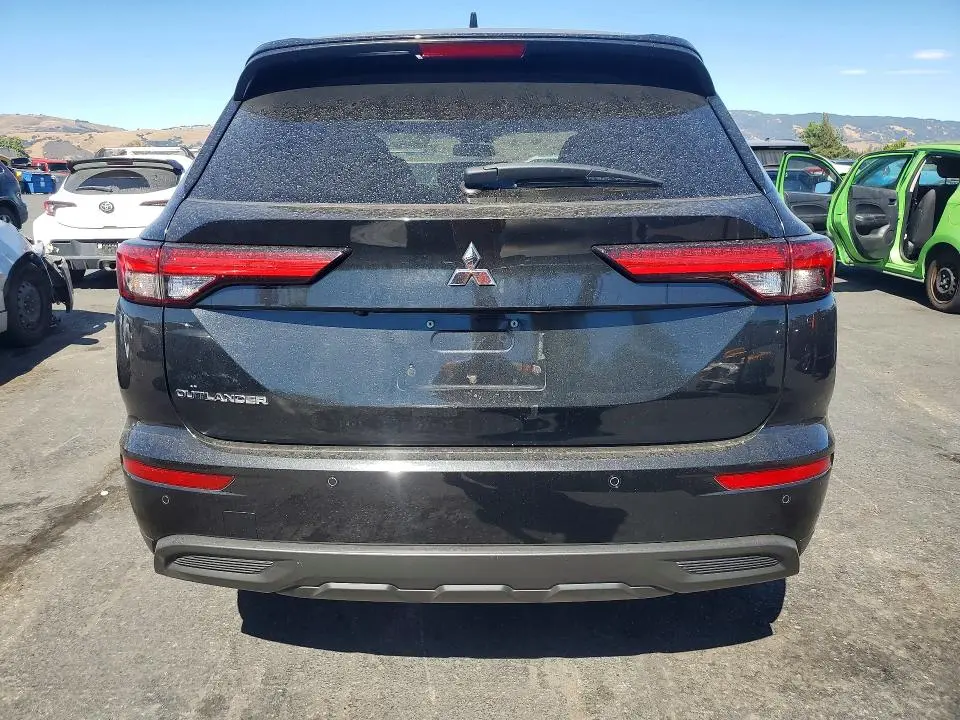 2023 MITSUBISHI OUTLANDER ES  