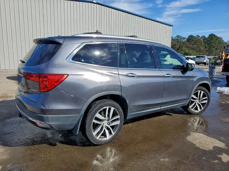 2017 HONDA PILOT ELITE  