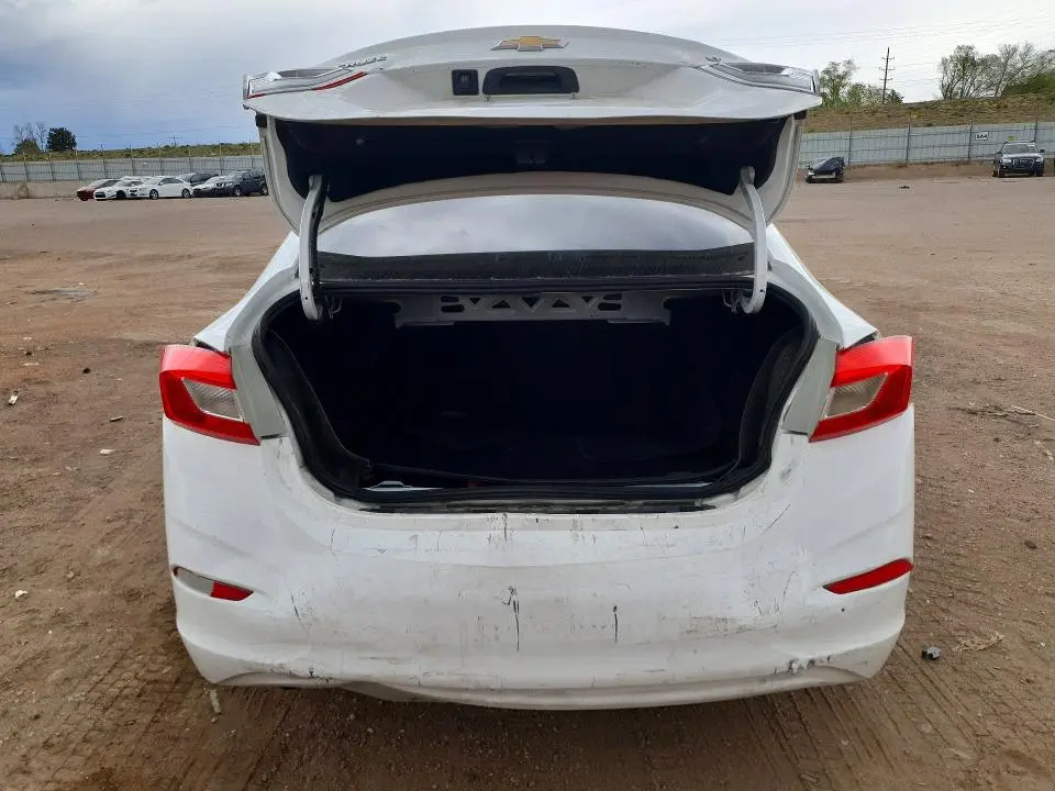 2017 CHEVROLET CRUZE LT  