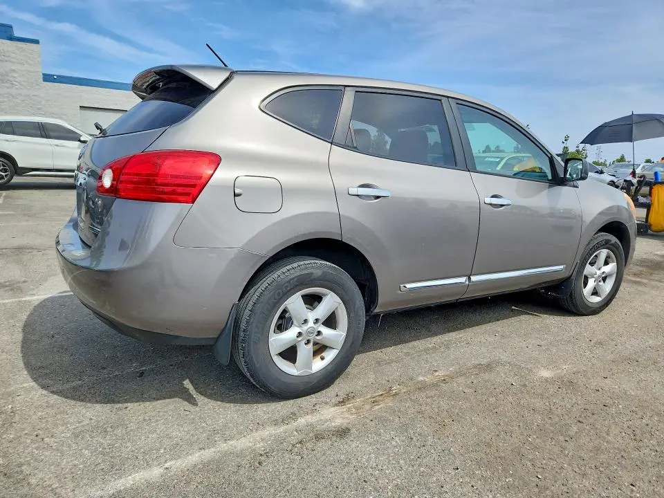 2012 NISSAN ROGUE S  
