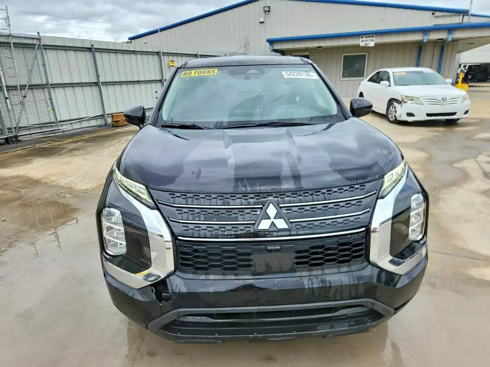 2022 MITSUBISHI OUTLANDER ES  