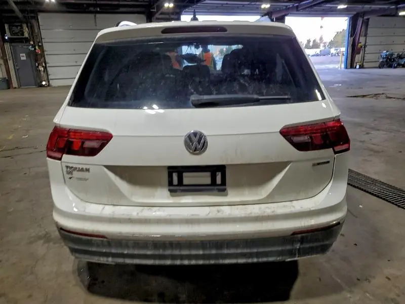 2021 VOLKSWAGEN TIGUAN SE  