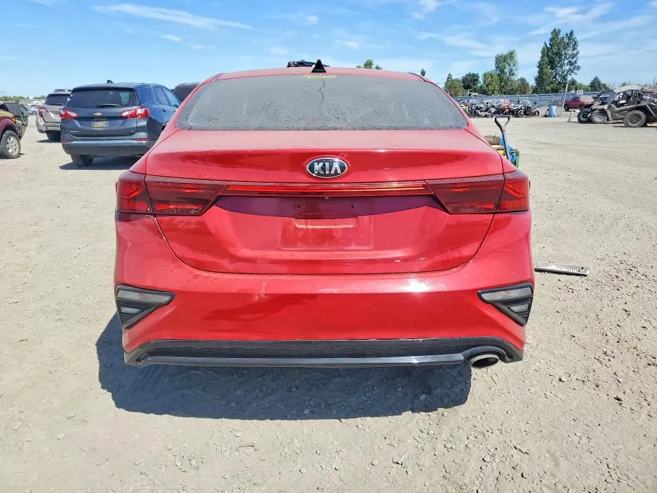 2021 KIA FORTE LXS  