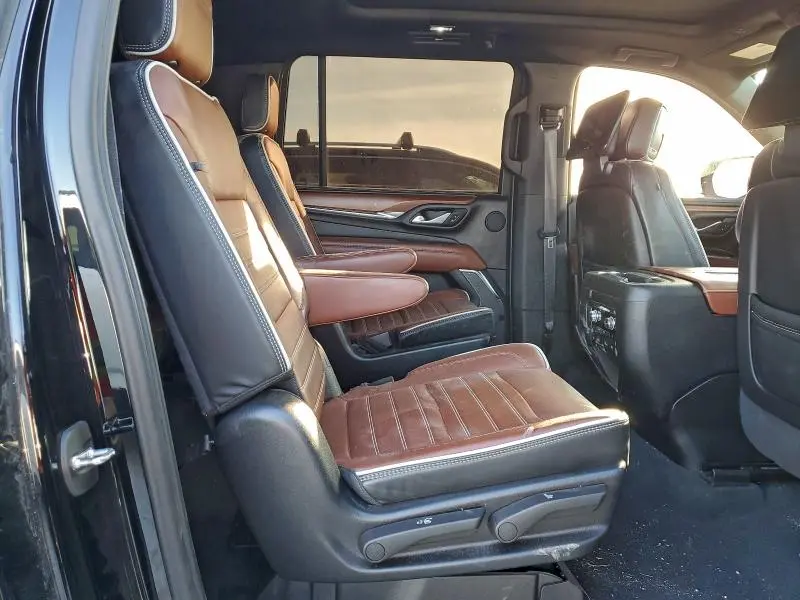 2023 GMC YUKON XL DENALI ULTIMATE  