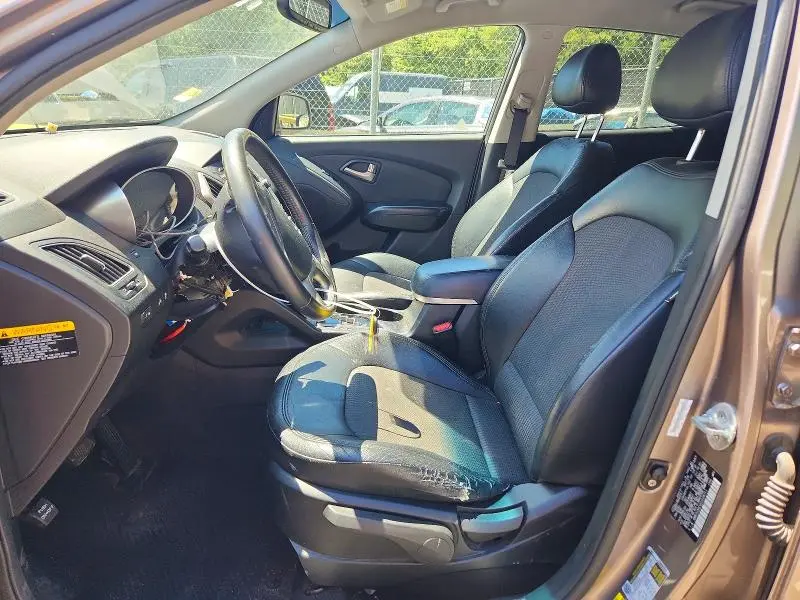 2012 HYUNDAI TUCSON GLS  
