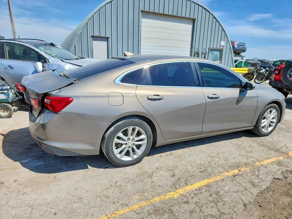 2017 CHEVROLET MALIBU LT  
