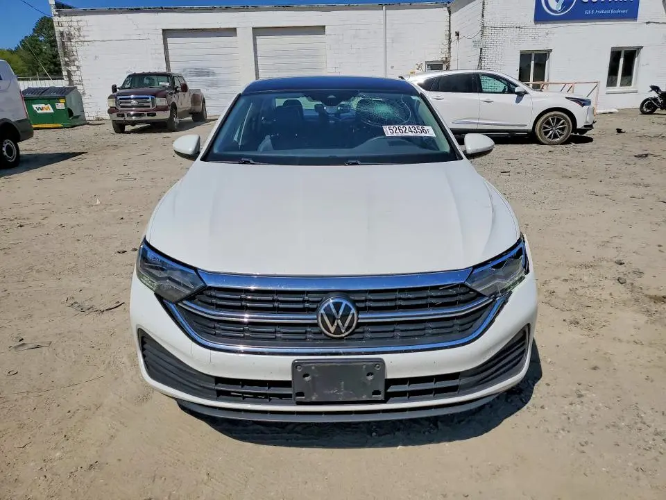 2022 VOLKSWAGEN JETTA SE  