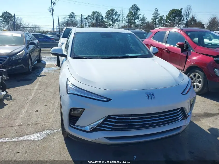 2025 BUICK ENVISTA PREFERRED FWD