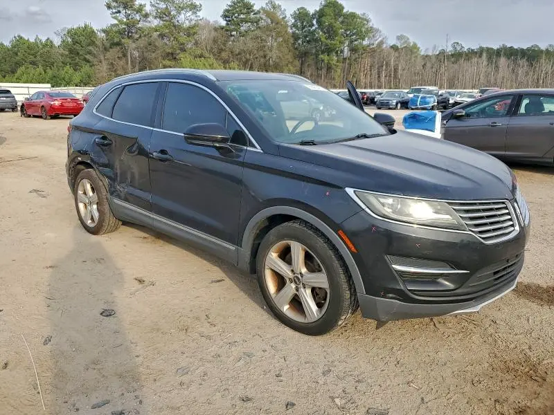 2015 LINCOLN MKC   