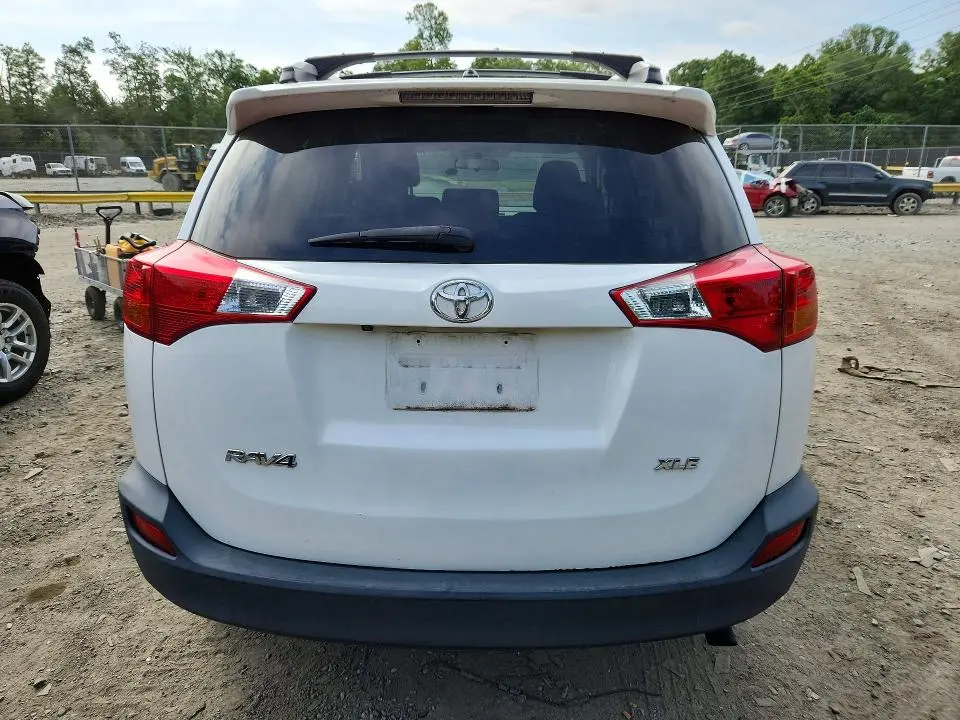 2013 TOYOTA RAV4 XLE  