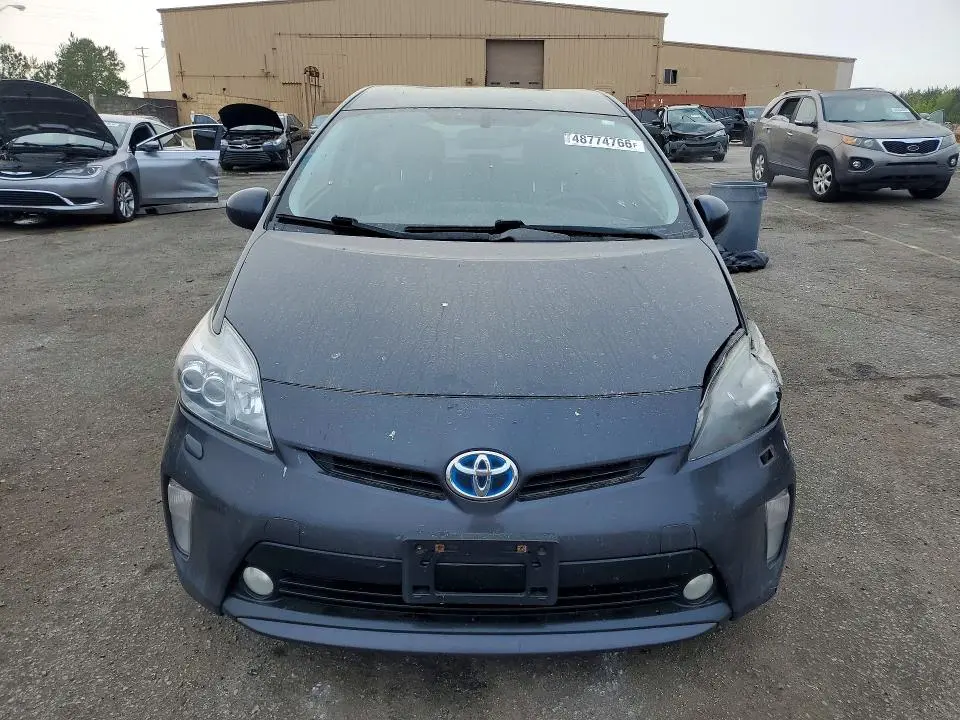 2015 TOYOTA PRIUS FIVE  