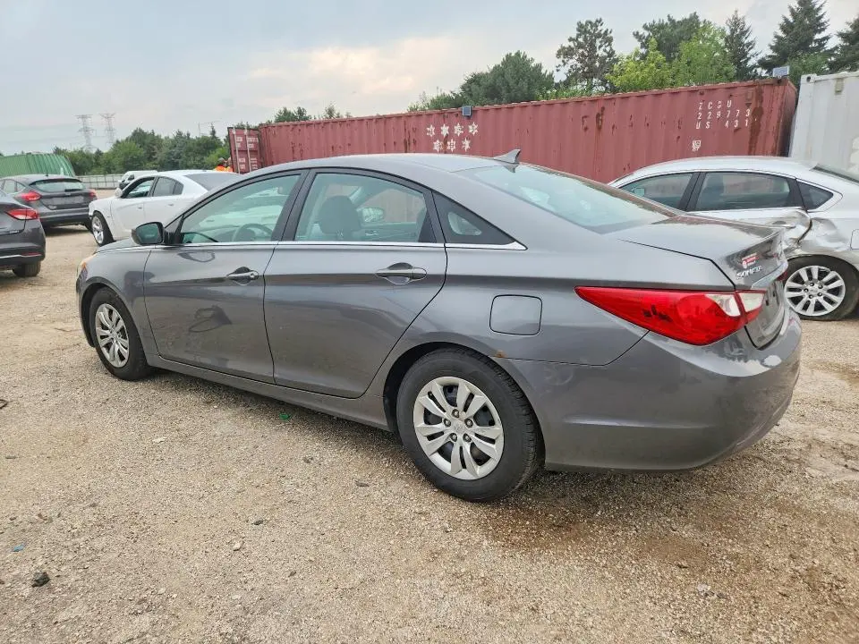 2011 HYUNDAI SONATA GLS  