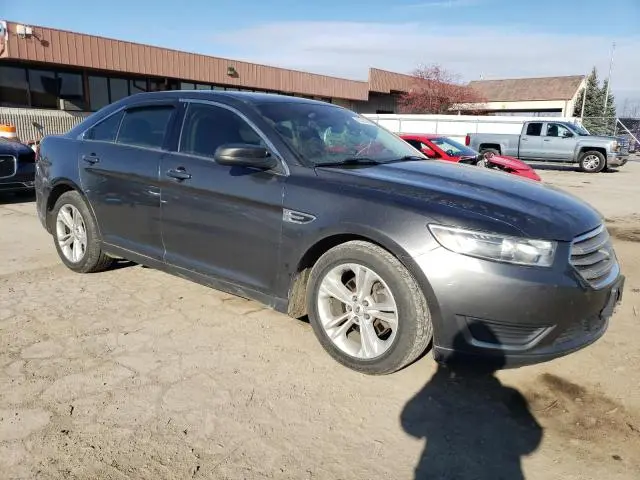2015 FORD TAURUS SE  