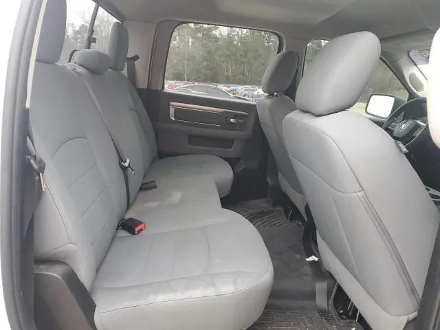 2019 RAM 1500 CLASSIC SLT