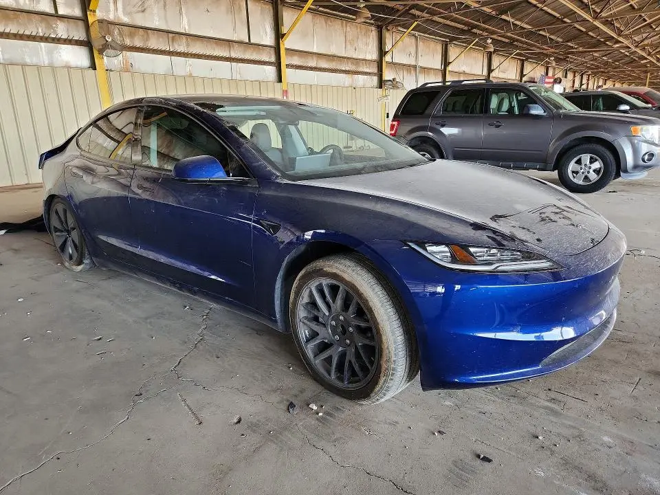 2024 TESLA MODEL 3   