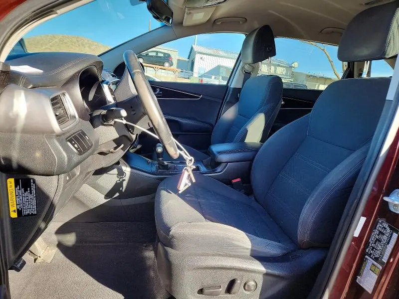2017 KIA SORENTO LX  