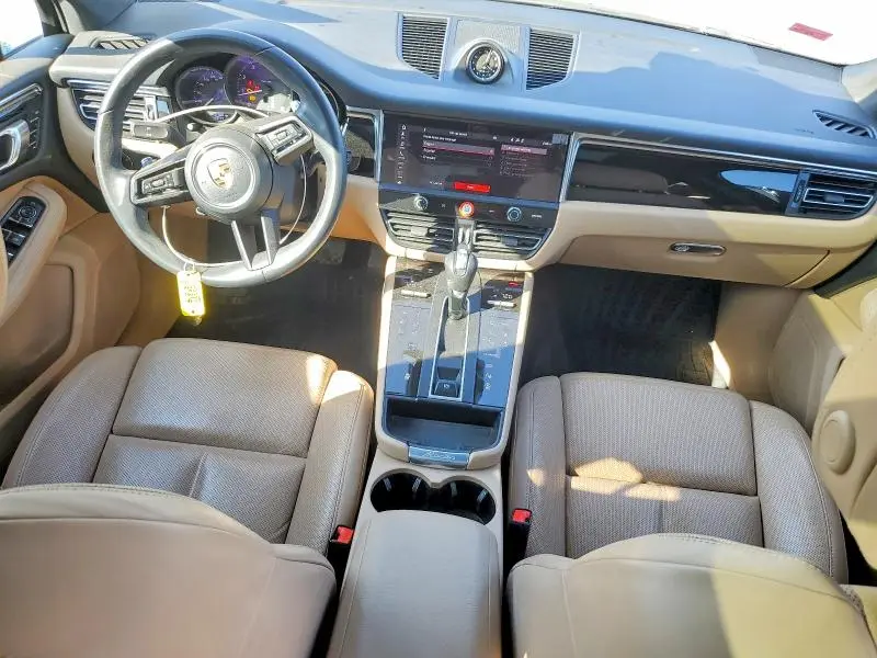 2023 PORSCHE MACAN BASE  