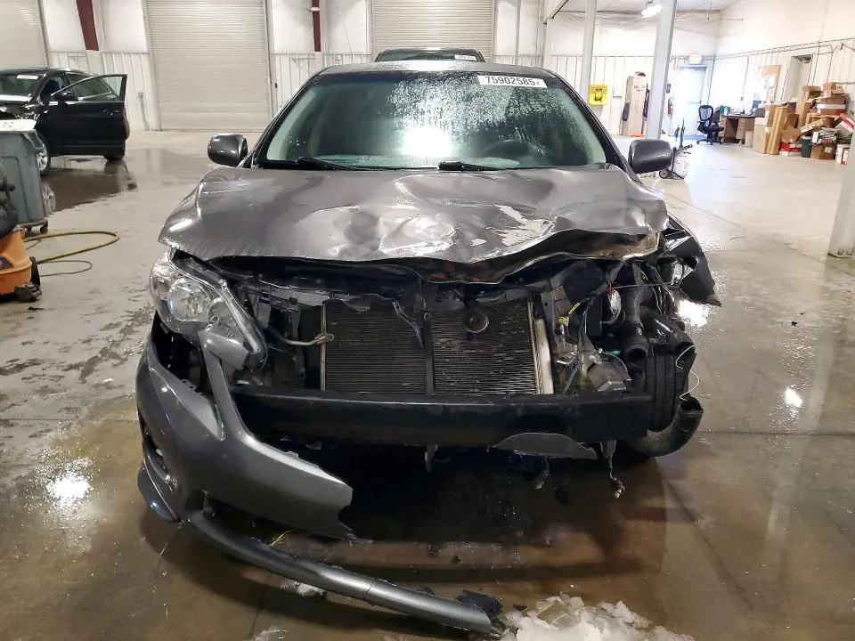 2013 TOYOTA COROLLA BASE  