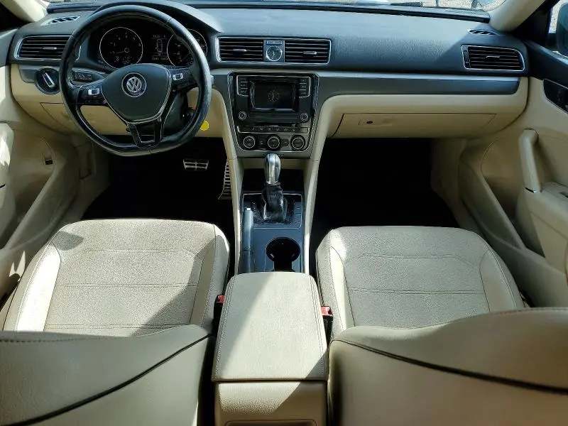 2016 VOLKSWAGEN PASSAT S  