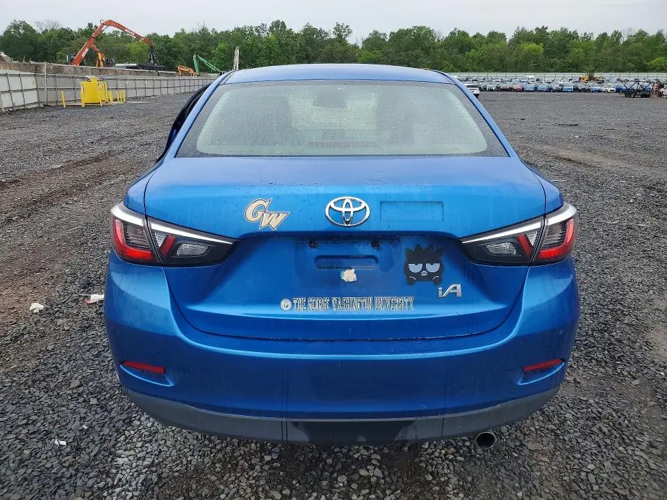 2018 TOYOTA YARIS IA BASE  
