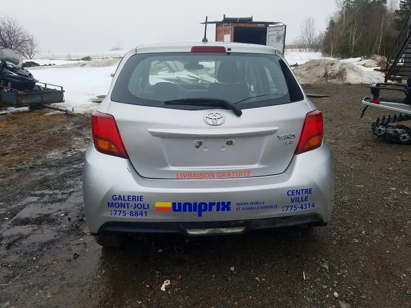 2017 TOYOTA YARIS 5-DOOR L  