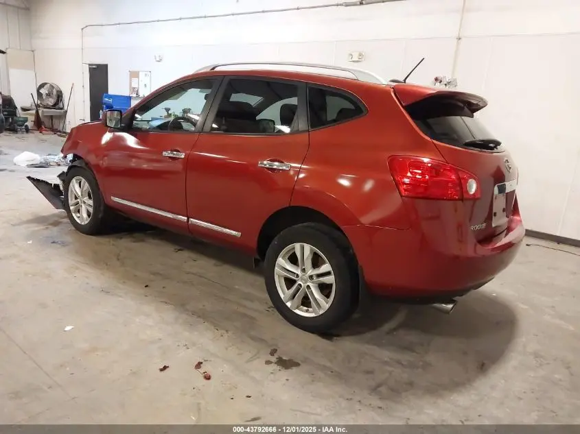 2013 NISSAN ROGUE SV