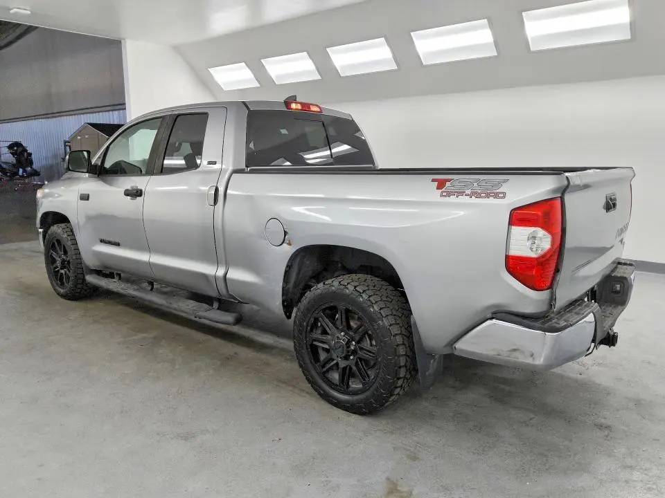 2020 TOYOTA TUNDRA SR5  