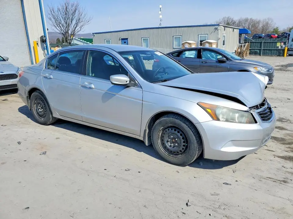 2010 HONDA ACCORD LX  