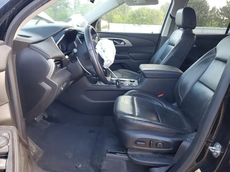 2020 CHEVROLET TRAVERSE LT  