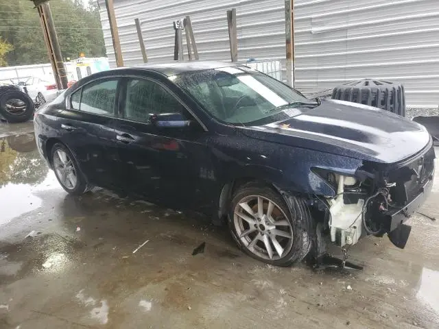 2011 NISSAN MAXIMA S  