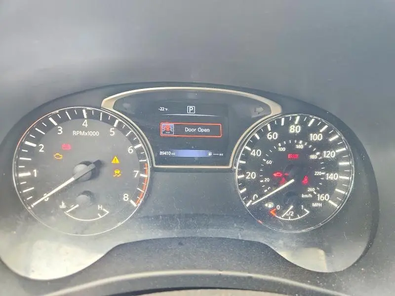 2017 NISSAN PATHFINDER SV  