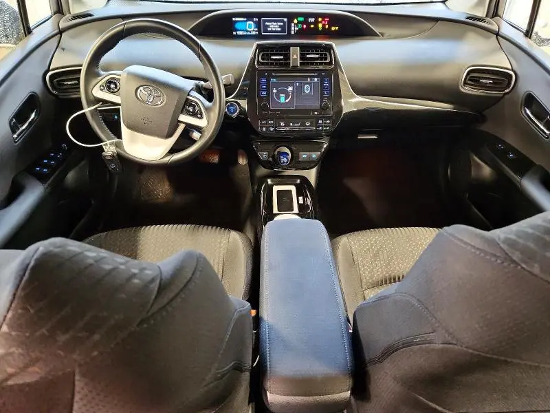 2016 TOYOTA PRIUS THREE  