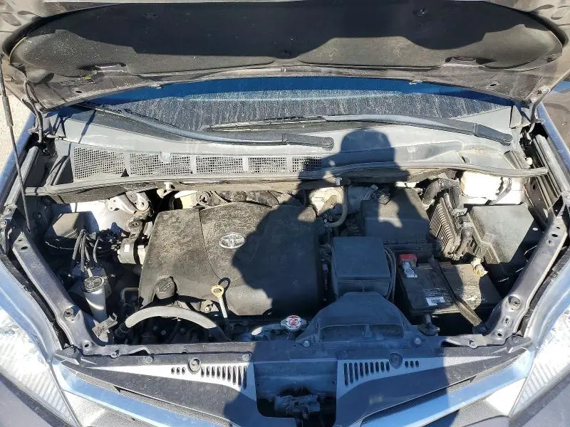 2019 TOYOTA SIENNA XLE PREMIUM 7-PASSENGER  