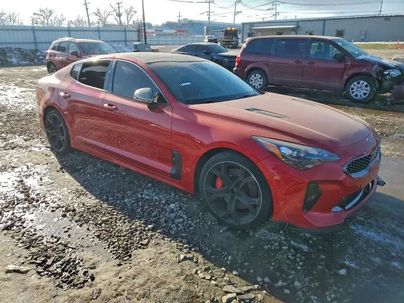 2018 KIA STINGER GT2  