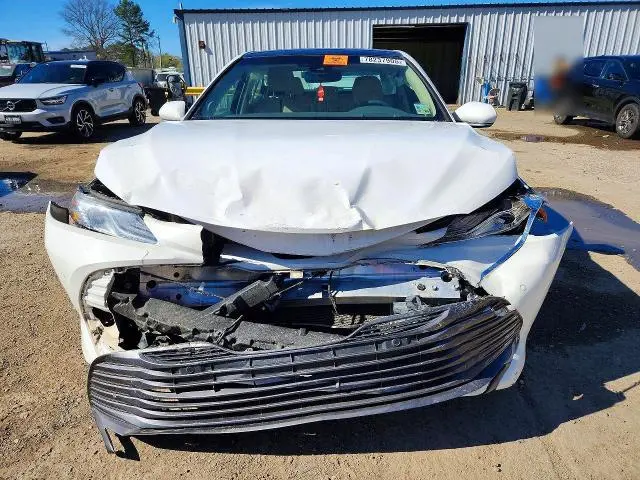 2018 TOYOTA CAMRY XLE  