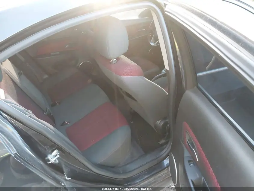 2011 CHEVROLET CRUZE 1LT
