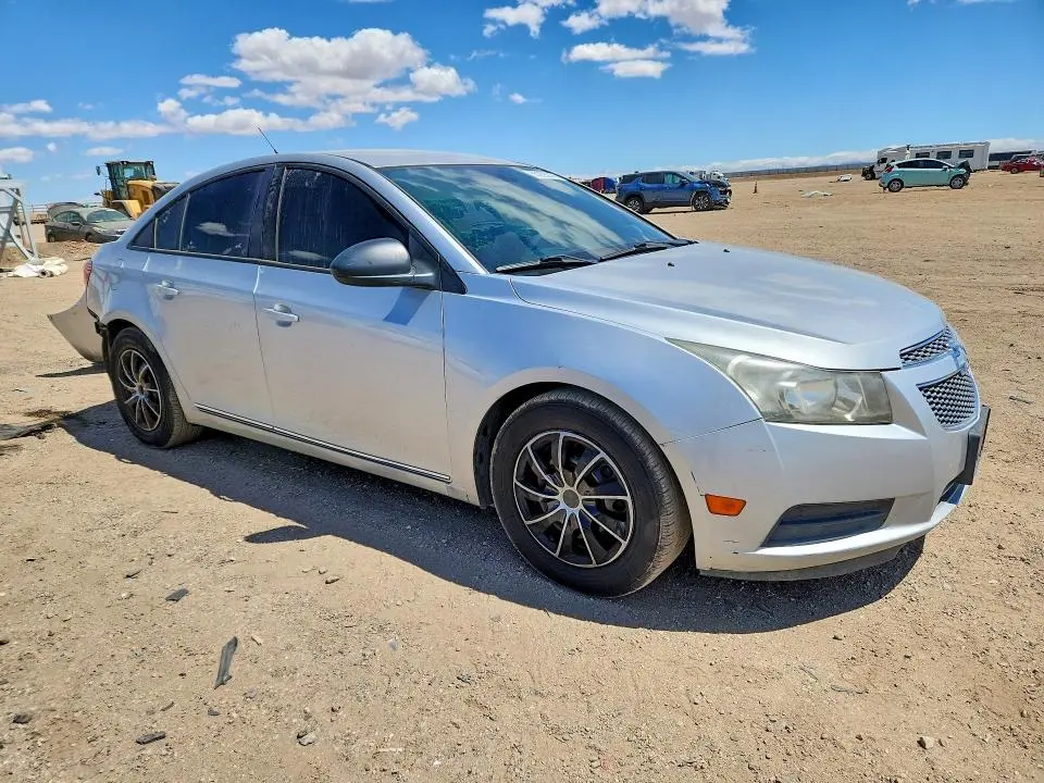 2013 CHEVROLET CRUZE LS  