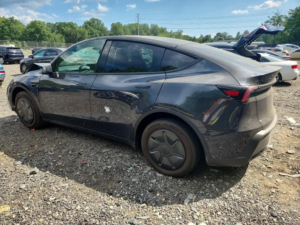 2026 TESLA MODEL Y   