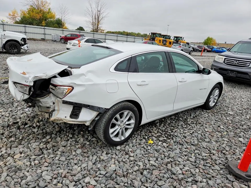 2017 CHEVROLET MALIBU LT  