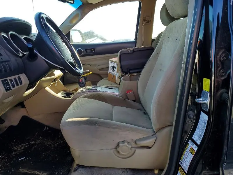 2011 TOYOTA TACOMA V6  