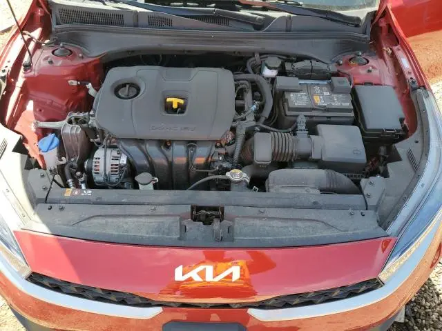 2024 KIA FORTE LX  