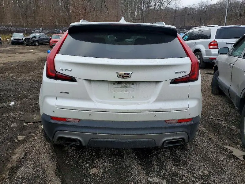 2019 CADILLAC XT4 PREMIUM LUXURY  