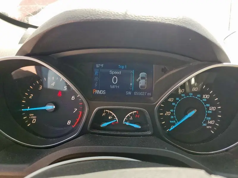 2015 FORD ESCAPE SE  