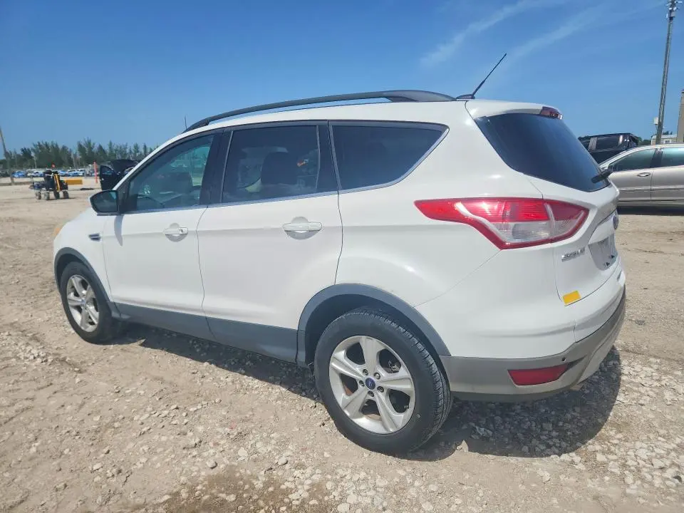 2014 FORD ESCAPE SE  
