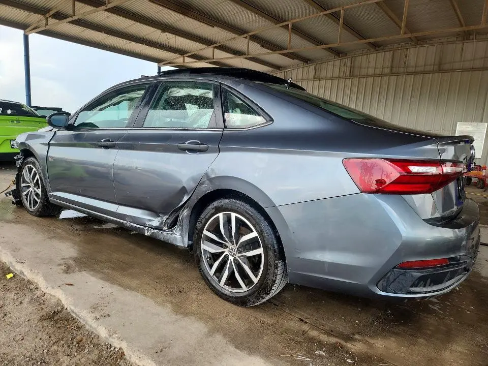 2025 VOLKSWAGEN JETTA SE  