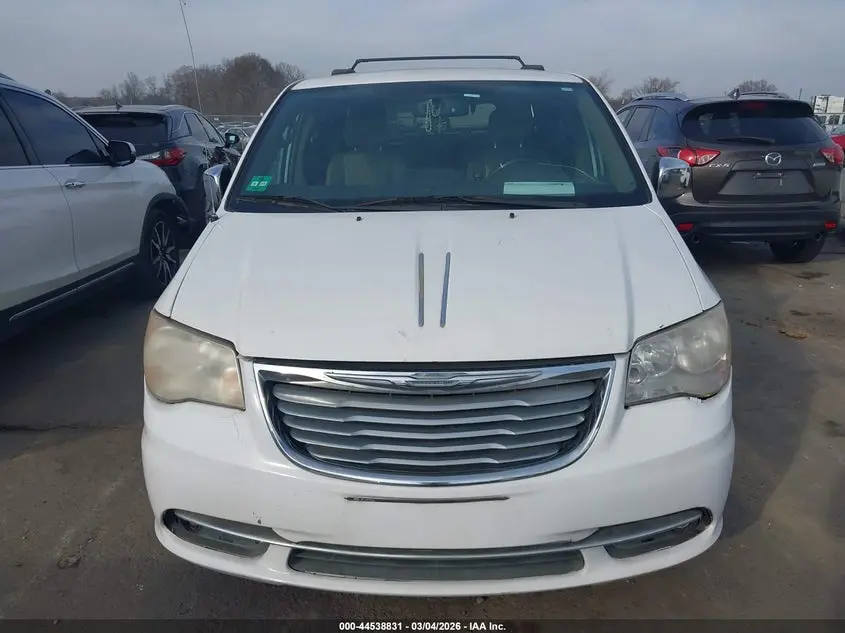 2014 CHRYSLER TOWN & COUNTRY TOURING