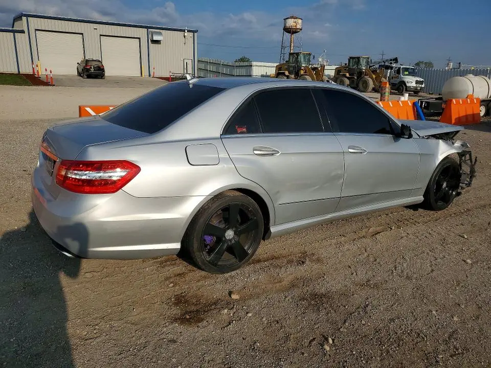 2011 MERCEDES-BENZ E 350  