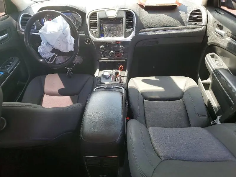 2019 CHRYSLER 300 TOURING  