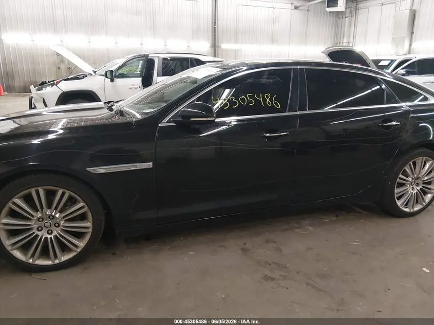 2013 JAGUAR XJ XJL PORTFOLIO