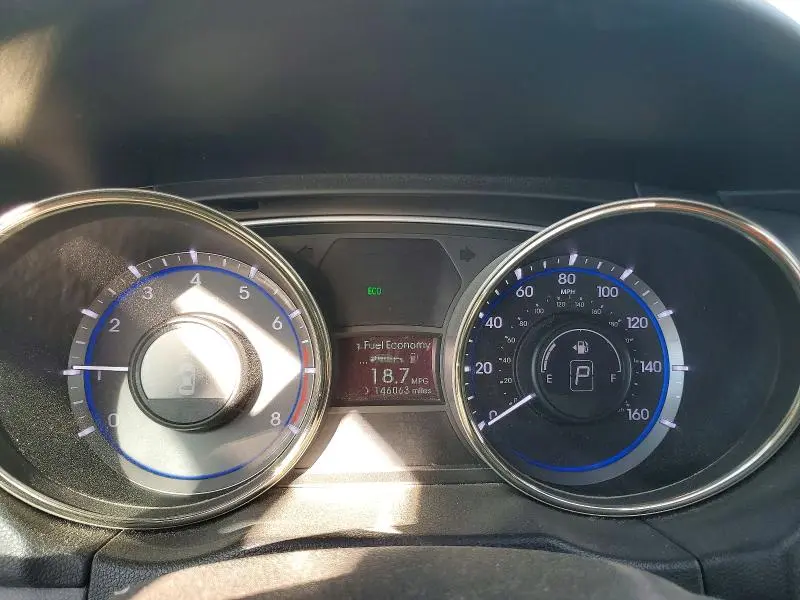 2013 HYUNDAI SONATA GLS  